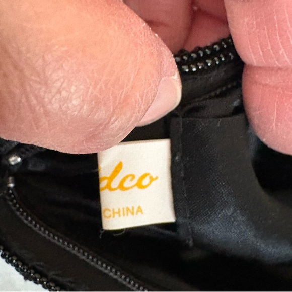 Purses - Picture 6 of 9